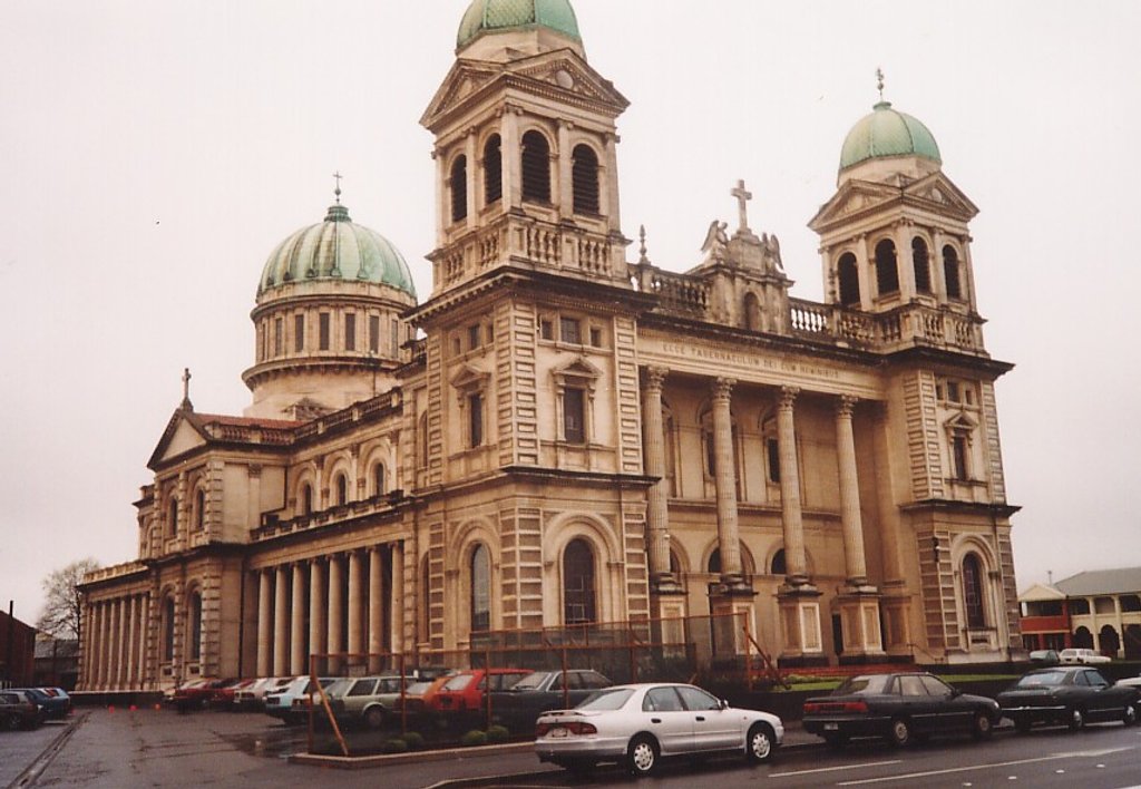 The building had a large build up of moss and pollution on the surface. Waterblasters in the past had cleaned the surface – pitting and gouging some of the wall surfaces. The Church did not want this to happen again. JetX the licensed operator of the VESS™ Restoration Cleaning System, removed the moss and crime without disturbing any of the fragile Oamaru Stone surface.