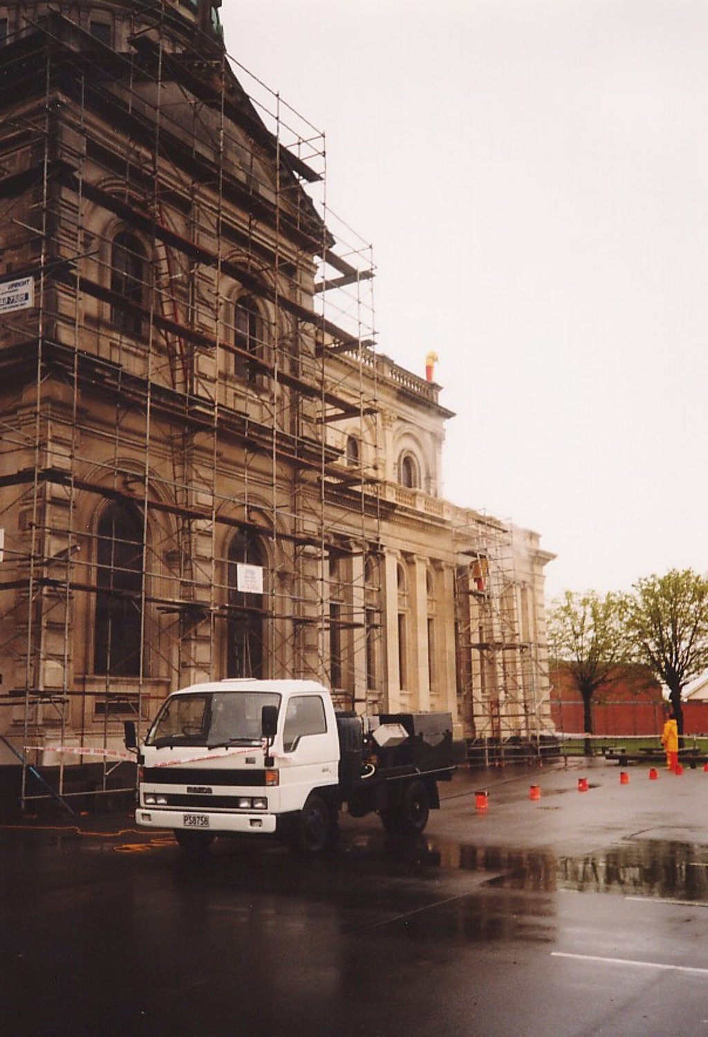 The building had a large build up of moss and pollution on the surface. Waterblasters in the past had cleaned the surface – pitting and gouging some of the wall surfaces. The Church did not want this to happen again. JetX the licensed operator of the VESS™ Restoration Cleaning System, removed the moss and crime without disturbing any of the fragile Oamaru Stone surface.